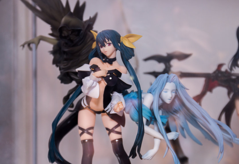 Geek nerd anime figurines